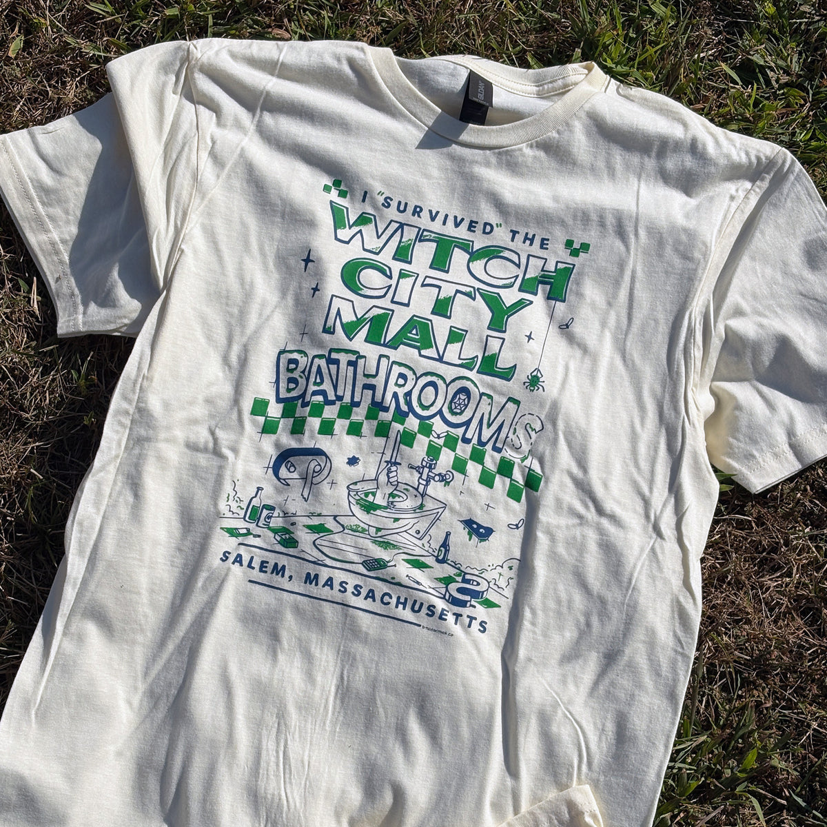 I Survived The Witch City Mall Bathrooms Relaxed Fix Unisex T-Shirt